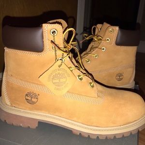 junior timberlands